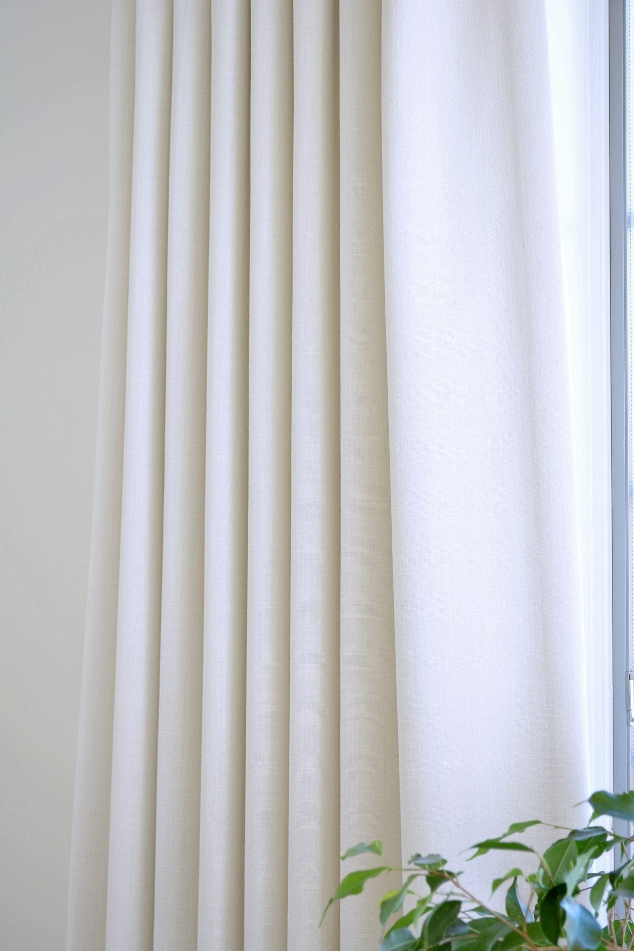 Willow Bloom Home Icing Drapes