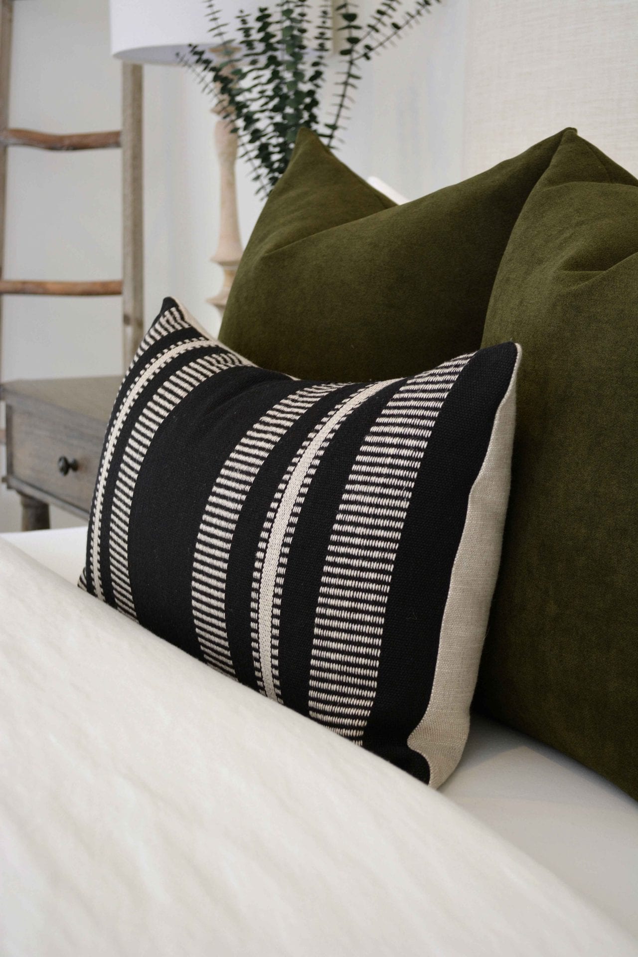 Willow Bloom Home Peyton Pillow