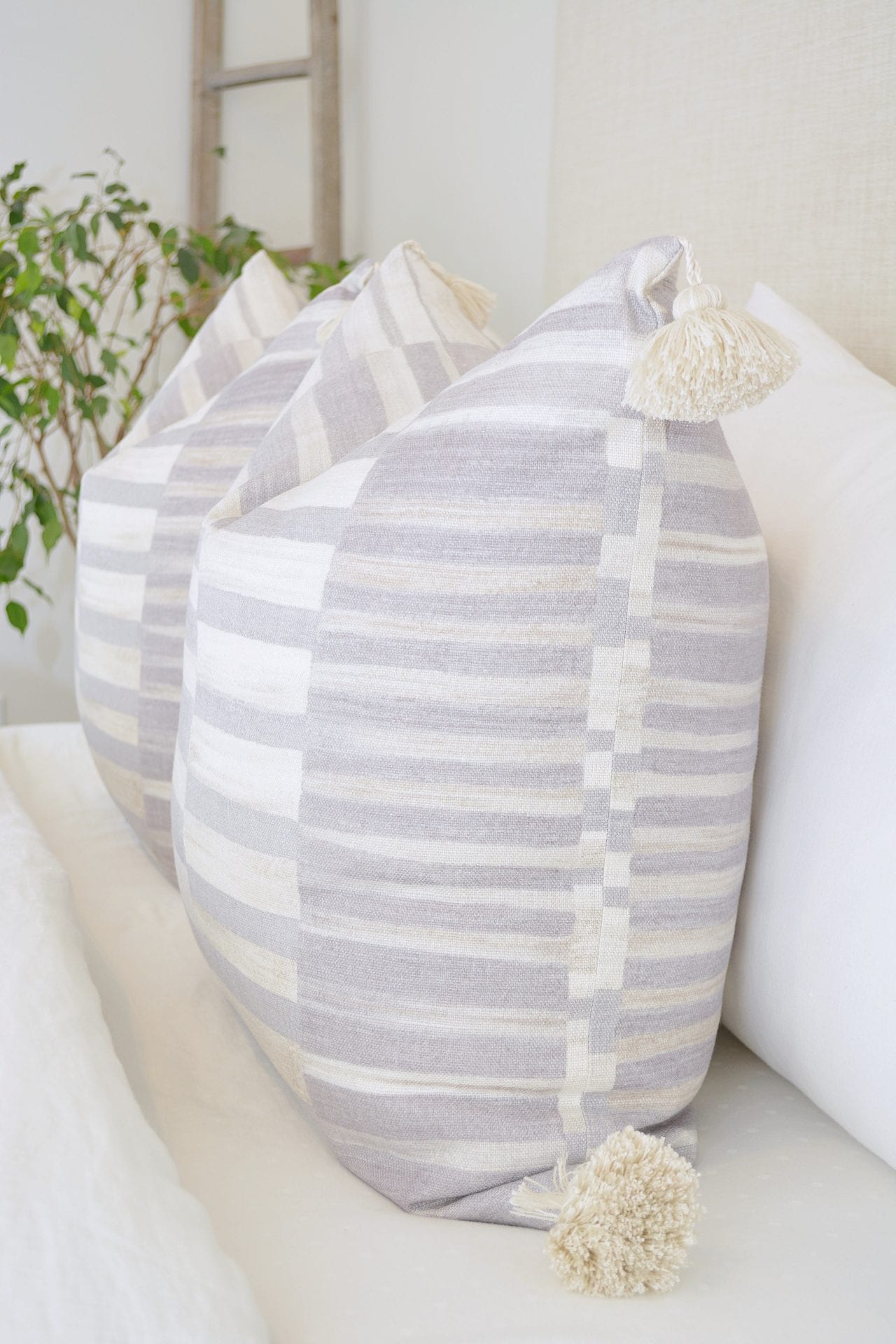 Willow Bloom Home Mardel Pillow