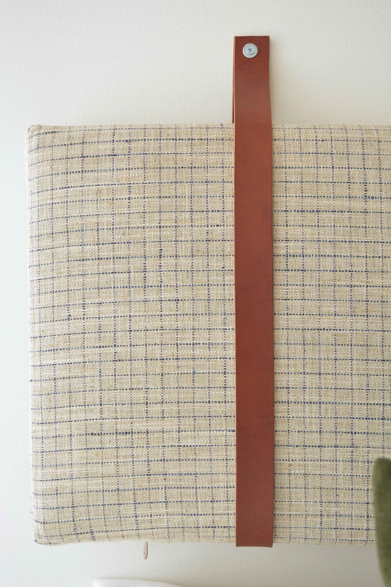 Willow Bloom Home Vince Cushion Headboard