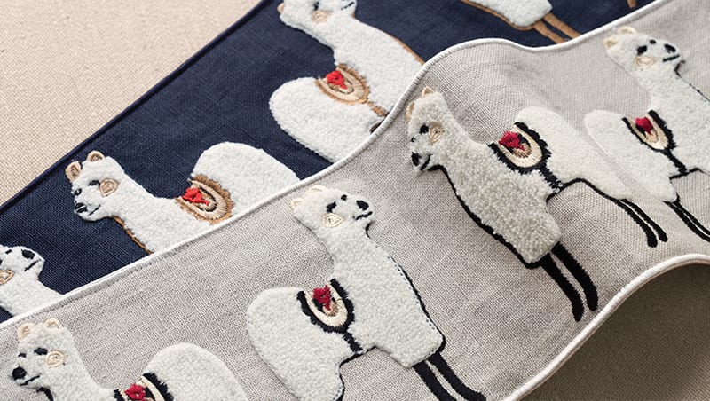 Linen Llama Border Natural Trim - Image 2