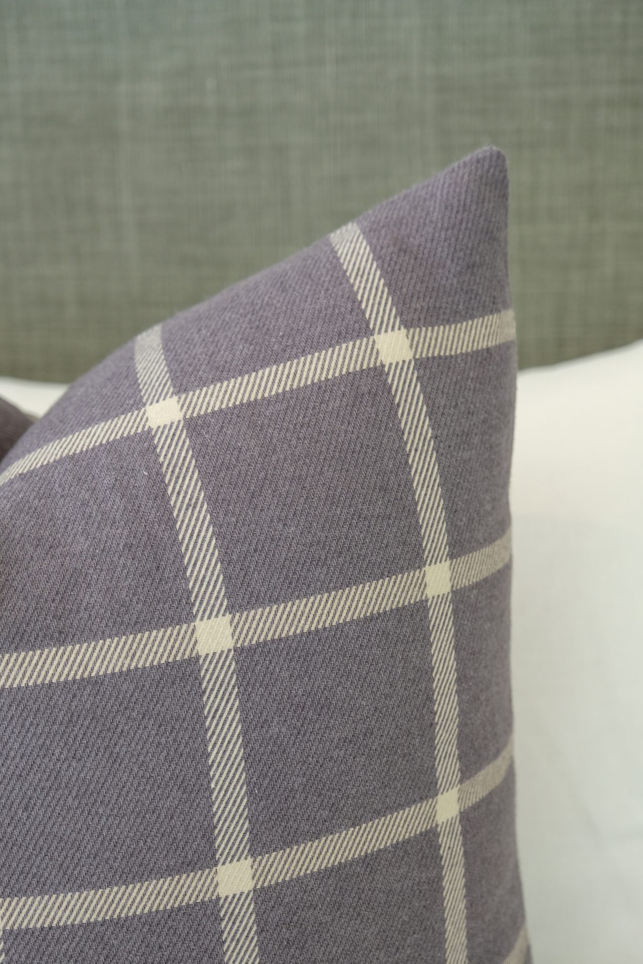 Willow Bloom Home Taft Pillow