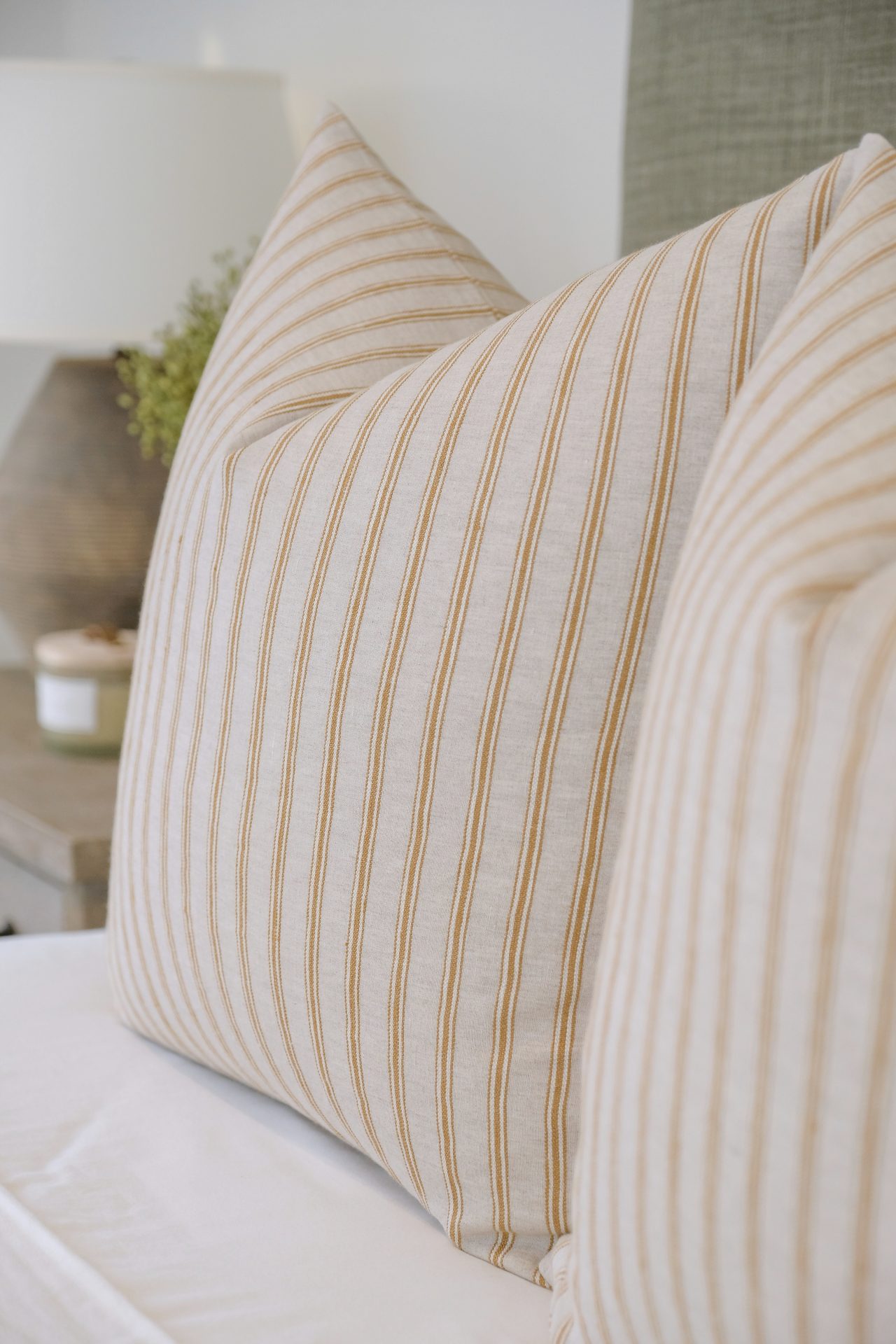 Elma Amber Pillow - Image 2