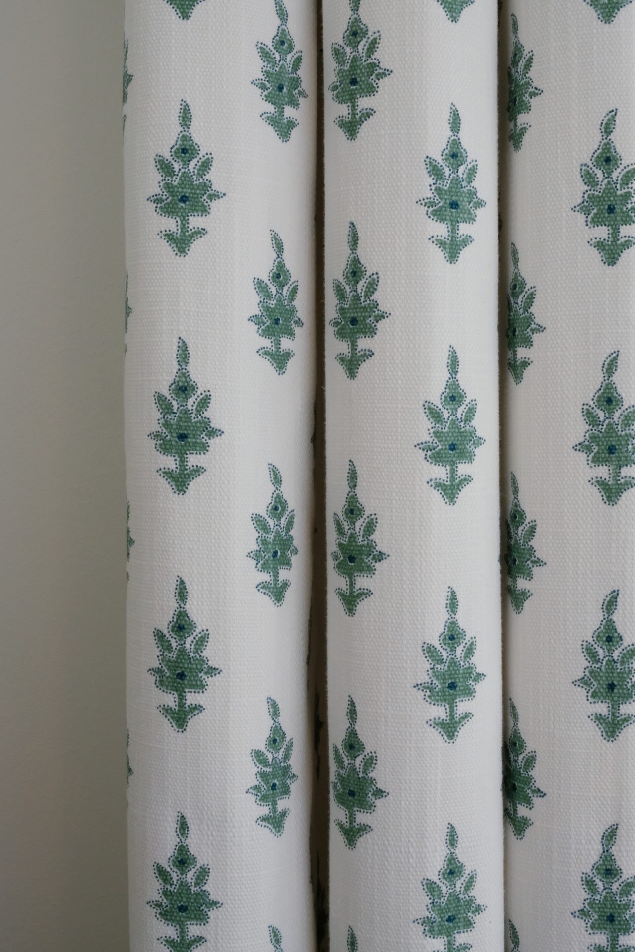 Leila Pistachio Drape