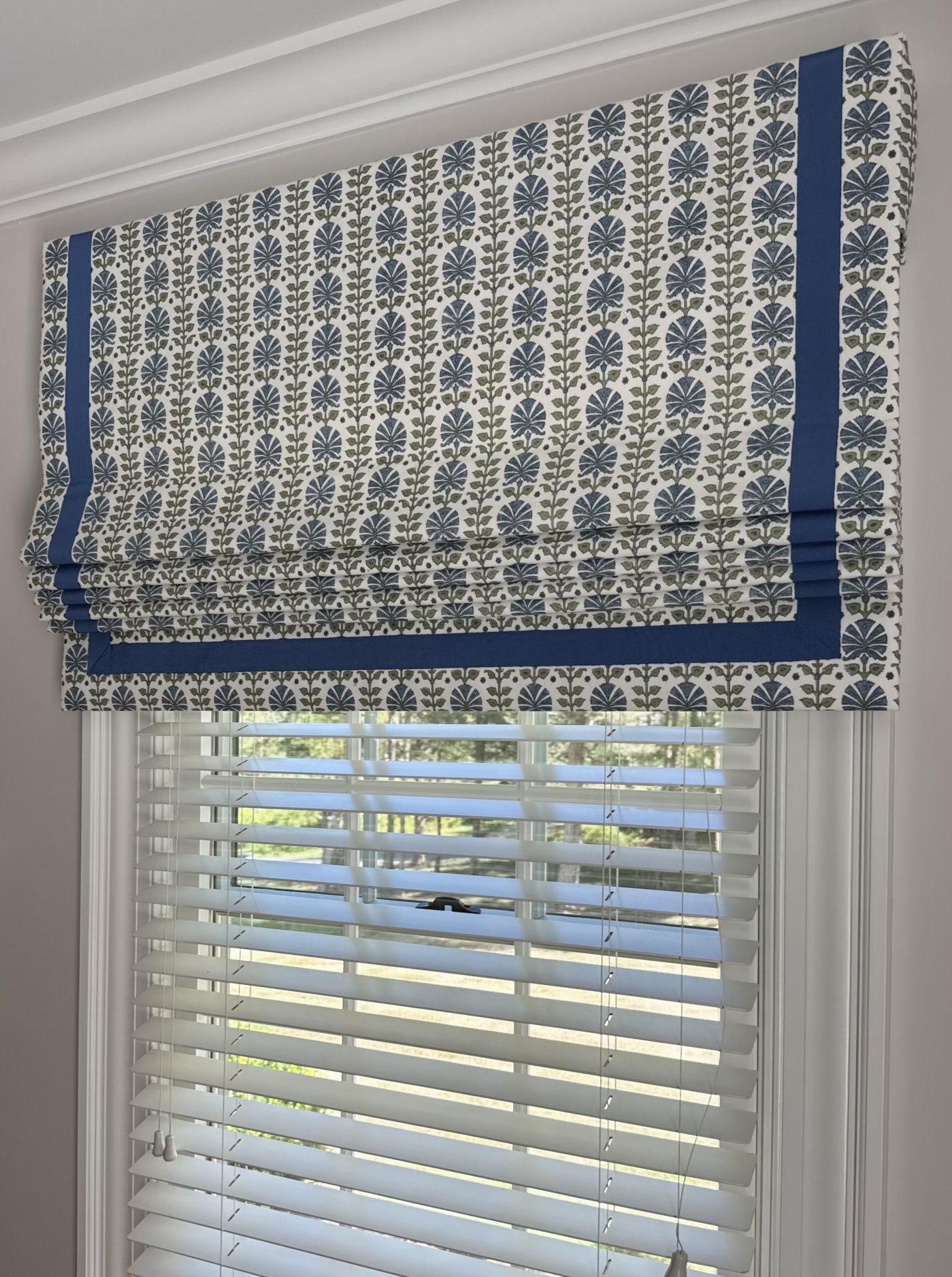 Varlet Spring Roman Shade - Image 2