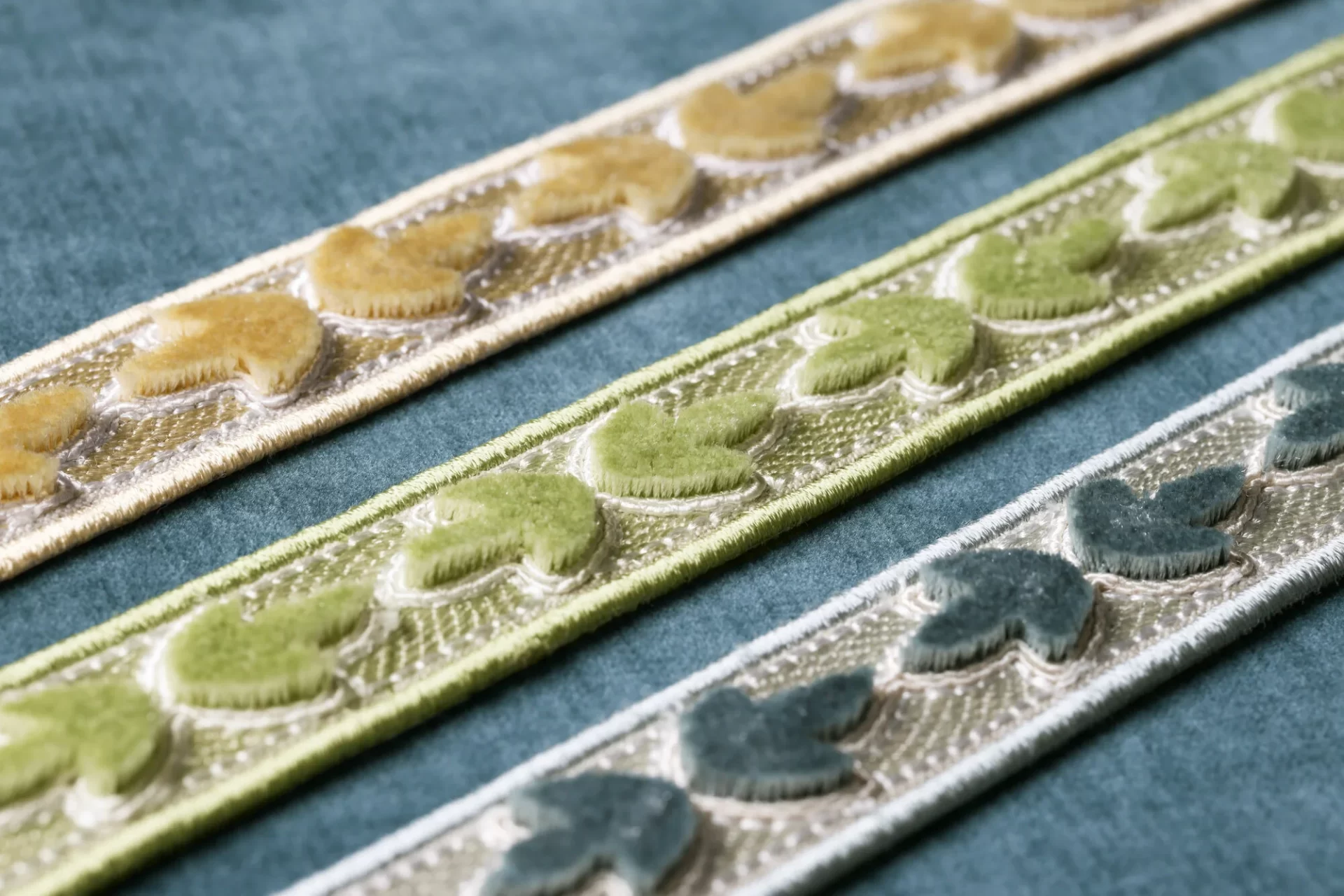 Bagatelle Hydrangea Trim Sample - Image 2