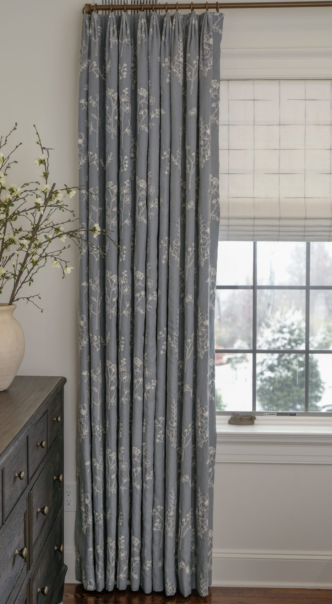 Lisbeth Embroidery Blue Drape - Image 6