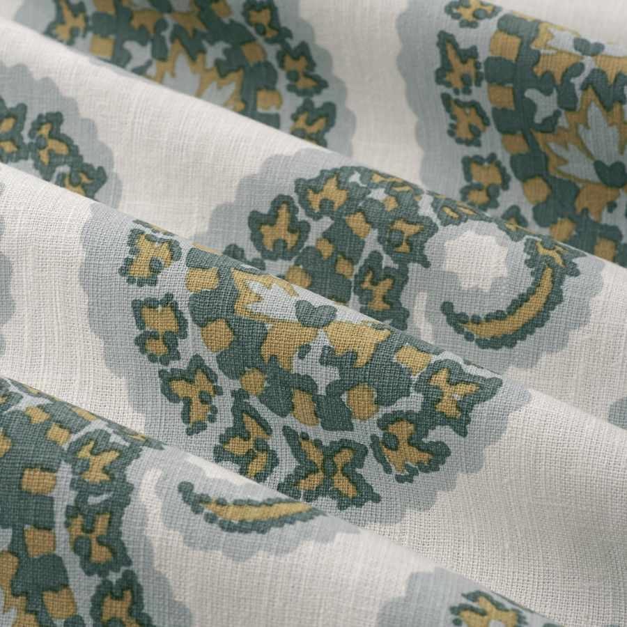 Heidi | Mineral Forest-2 Heidi Mineral Forest