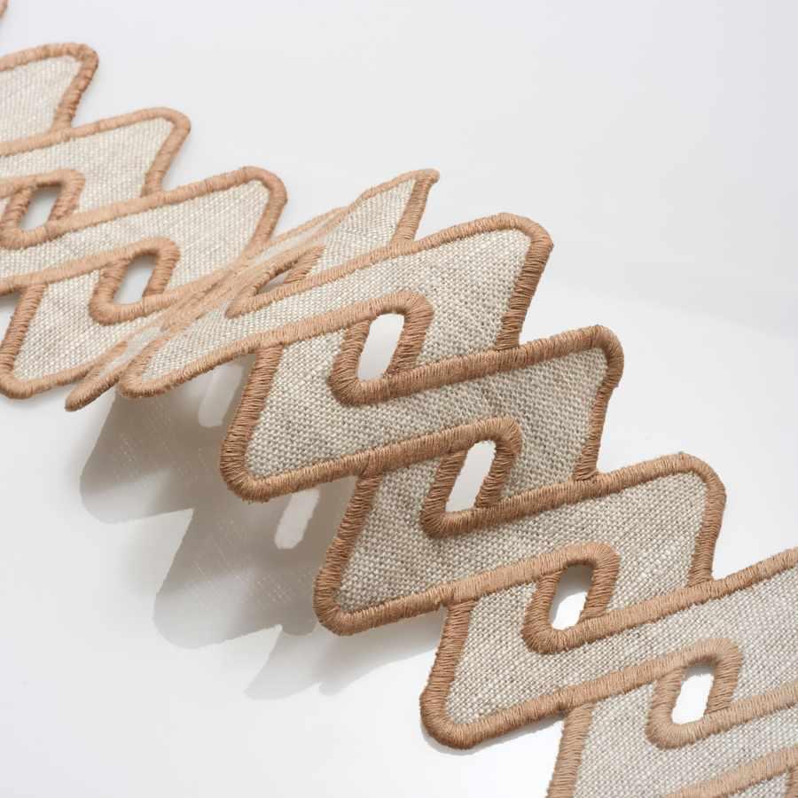 Scissor Tail Cameo Trim Sample - Image 2